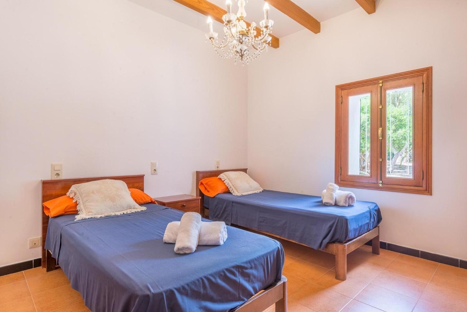Ferienhaus Mit Privatpool Fuer 12 Personen Ca 400 Qm In Manacor, Mallorca Suedostkueste Von Mallorca *