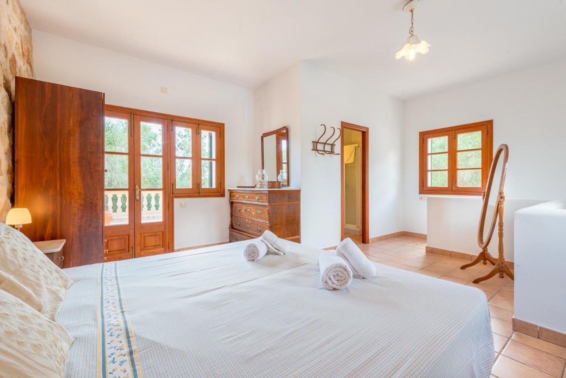 Mit Privatpool Fuer 12 Personen Ca 400 Qm In Manacor, Mallorca Suedostkueste Von Mallorca *